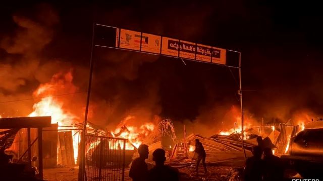 kejam! puluhan terkorban akibat serangan israel di pusat perlindungan penduduk di rafah