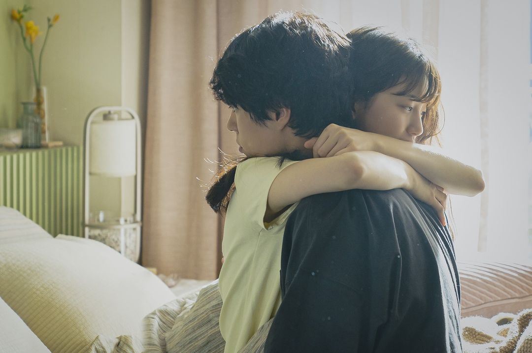 🇰🇷朴宝剑、秀智晒贴脸合照❗为宣传新电影《梦境》🎬