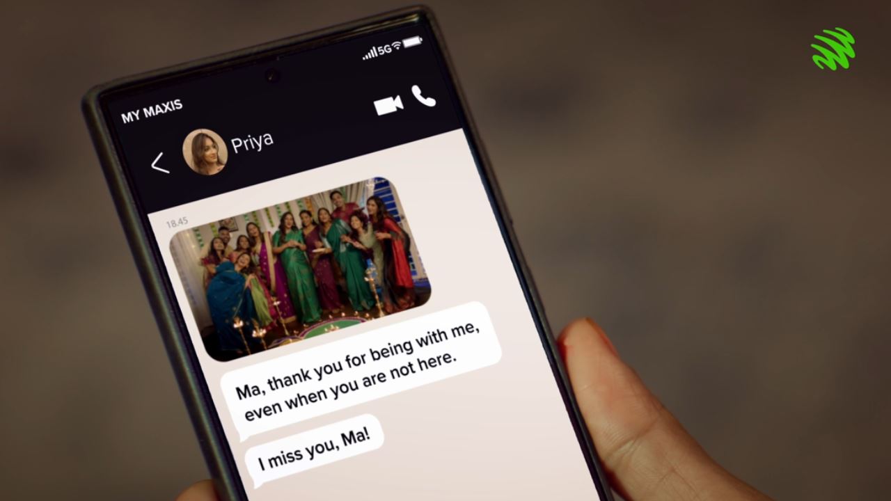 A screenshot of a chat between an Indian daughter and her mother