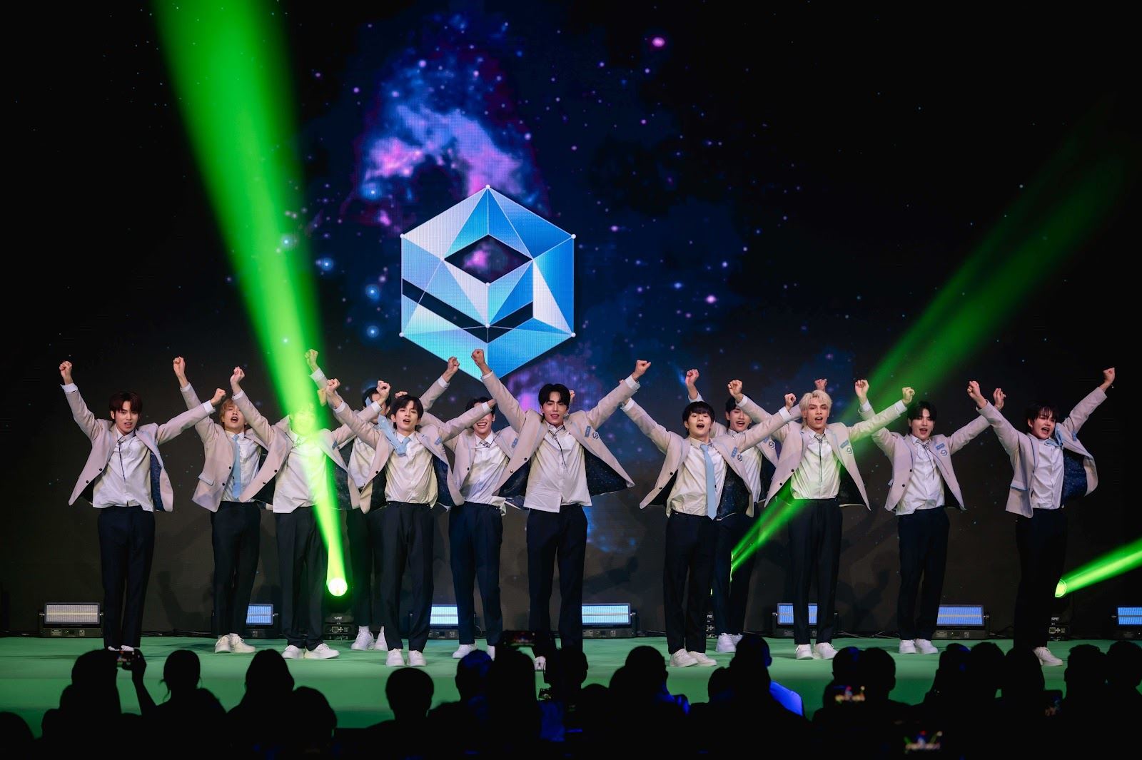 📺爱奇艺2025年泰国悦享会❗国际版全球代言人白鹿现身参与🔥