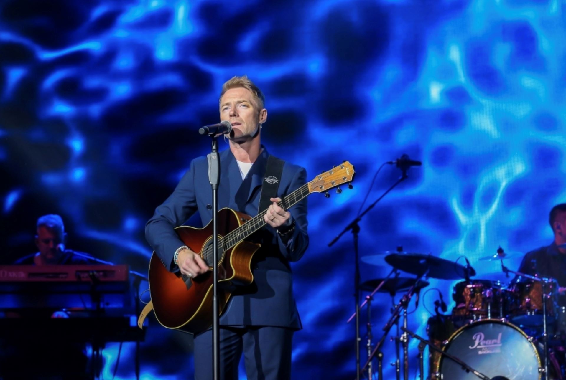 mark your calendars! irish pop legend ronan keating will be back in malaysia this february