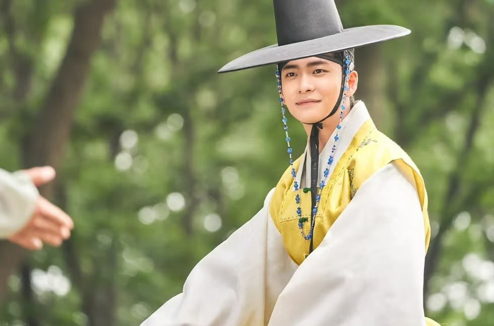 姜泰伍古装造型