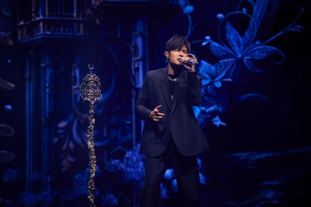 周杰伦曝为新专录歌❗揭“这件事”坚持24年⚡️