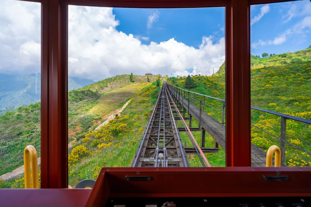 The train going up Fansipan Mountain in Sapa, Vietnam