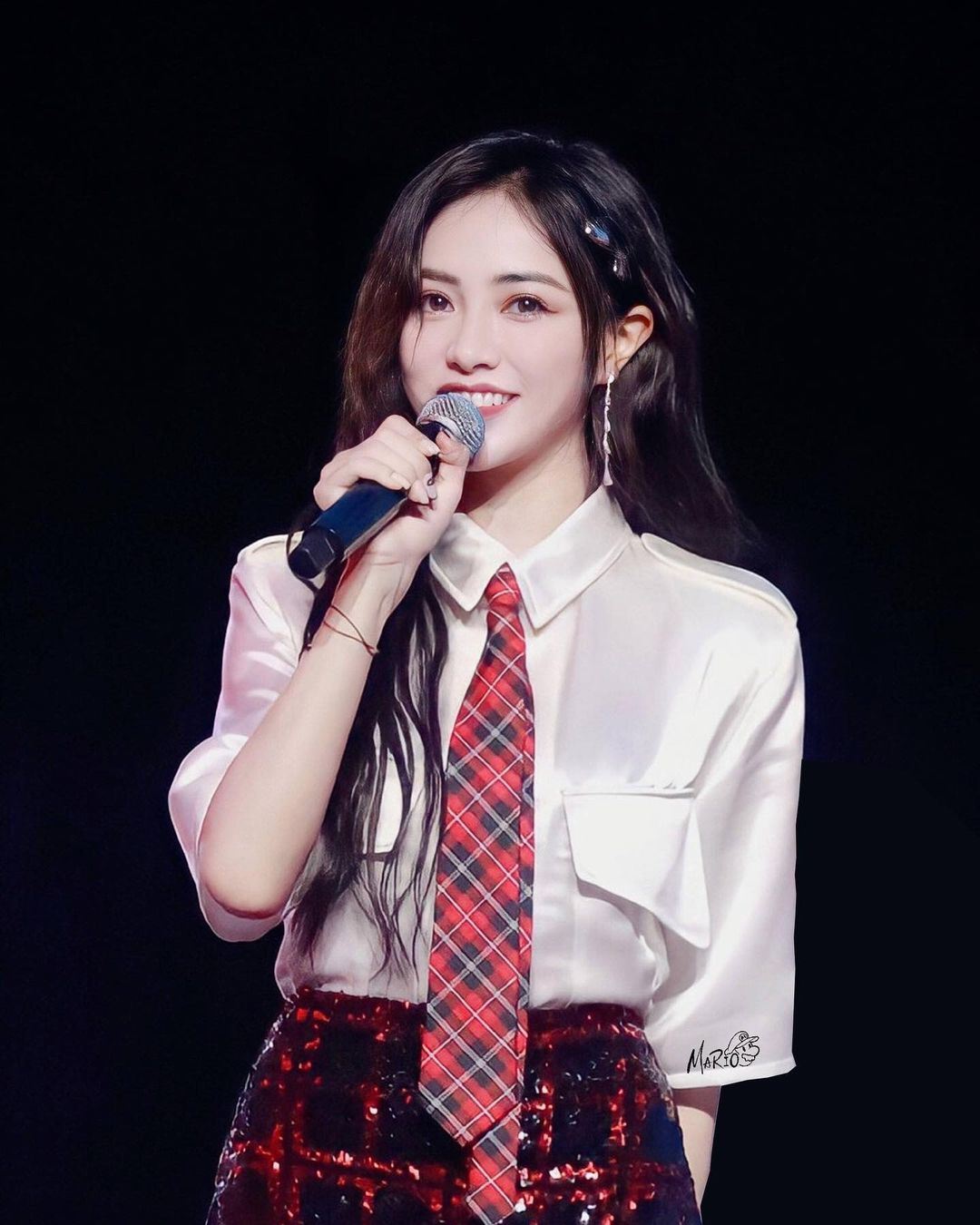 📺《珠帘玉幕》谢可寅女扮男装演爆红❗落魄成乞丐赚足观众眼泪🥹