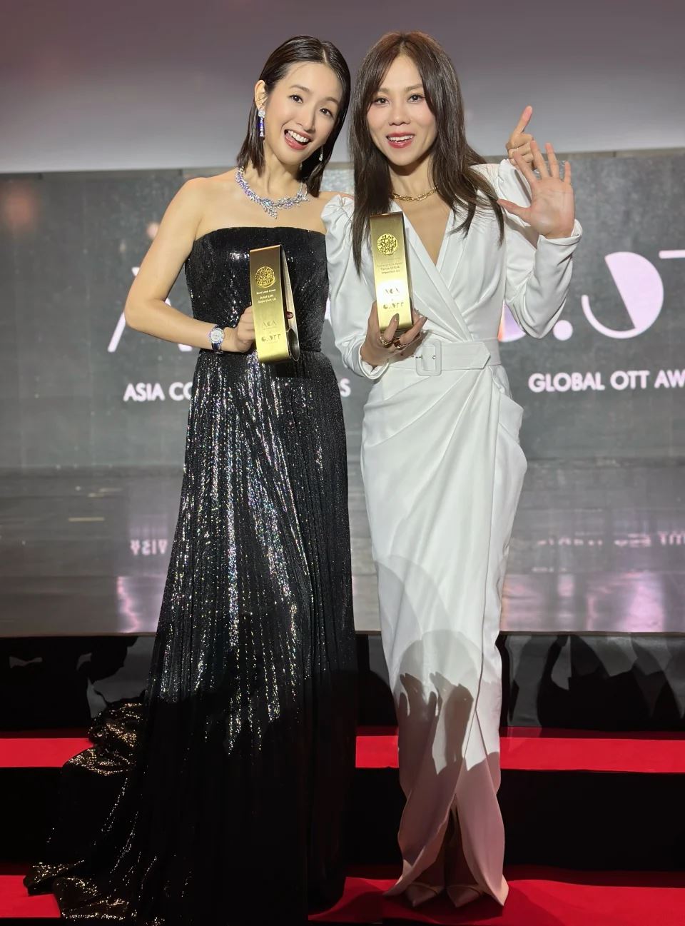 《不够善良的我们》林依晨夺釜山aca视后❗蔡健雅夺最佳原创歌曲奖⚡️