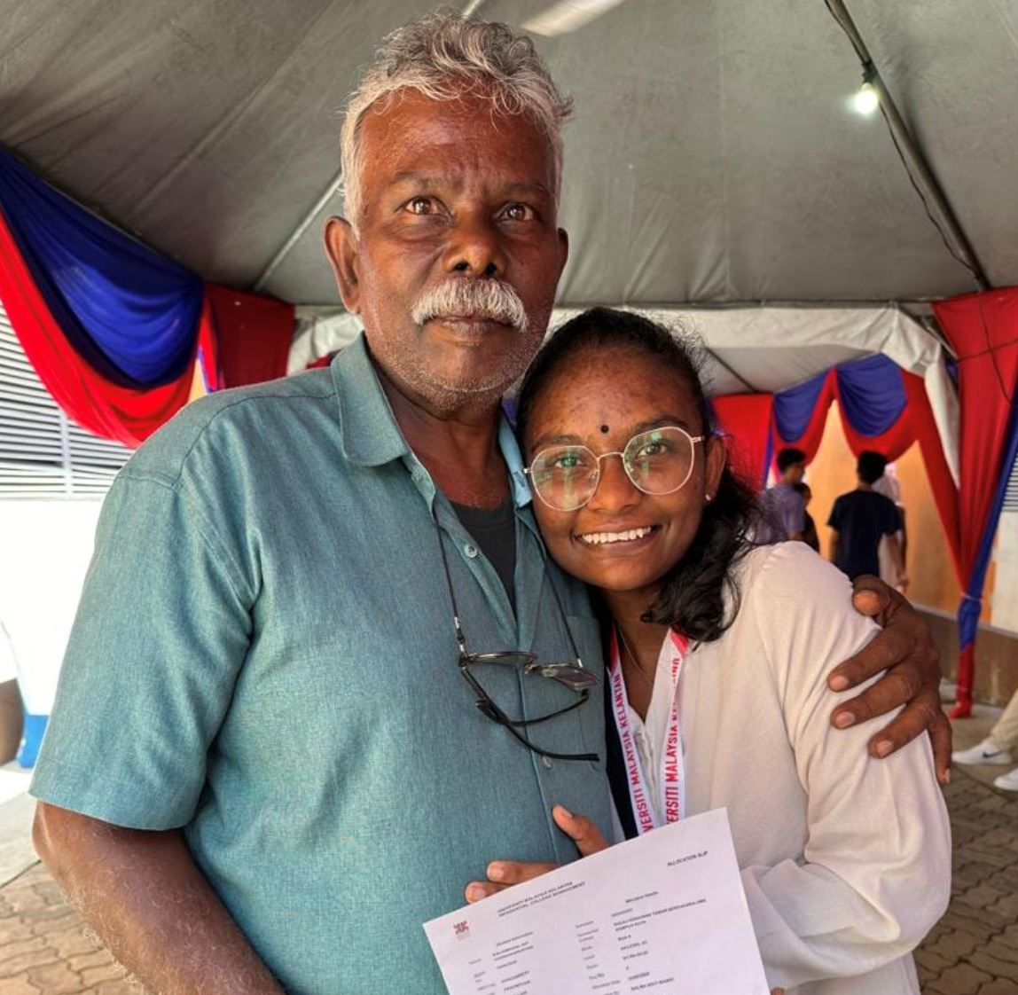 perak community raises rm3k in just 2 hours to help dad pay daughter’s university fees!