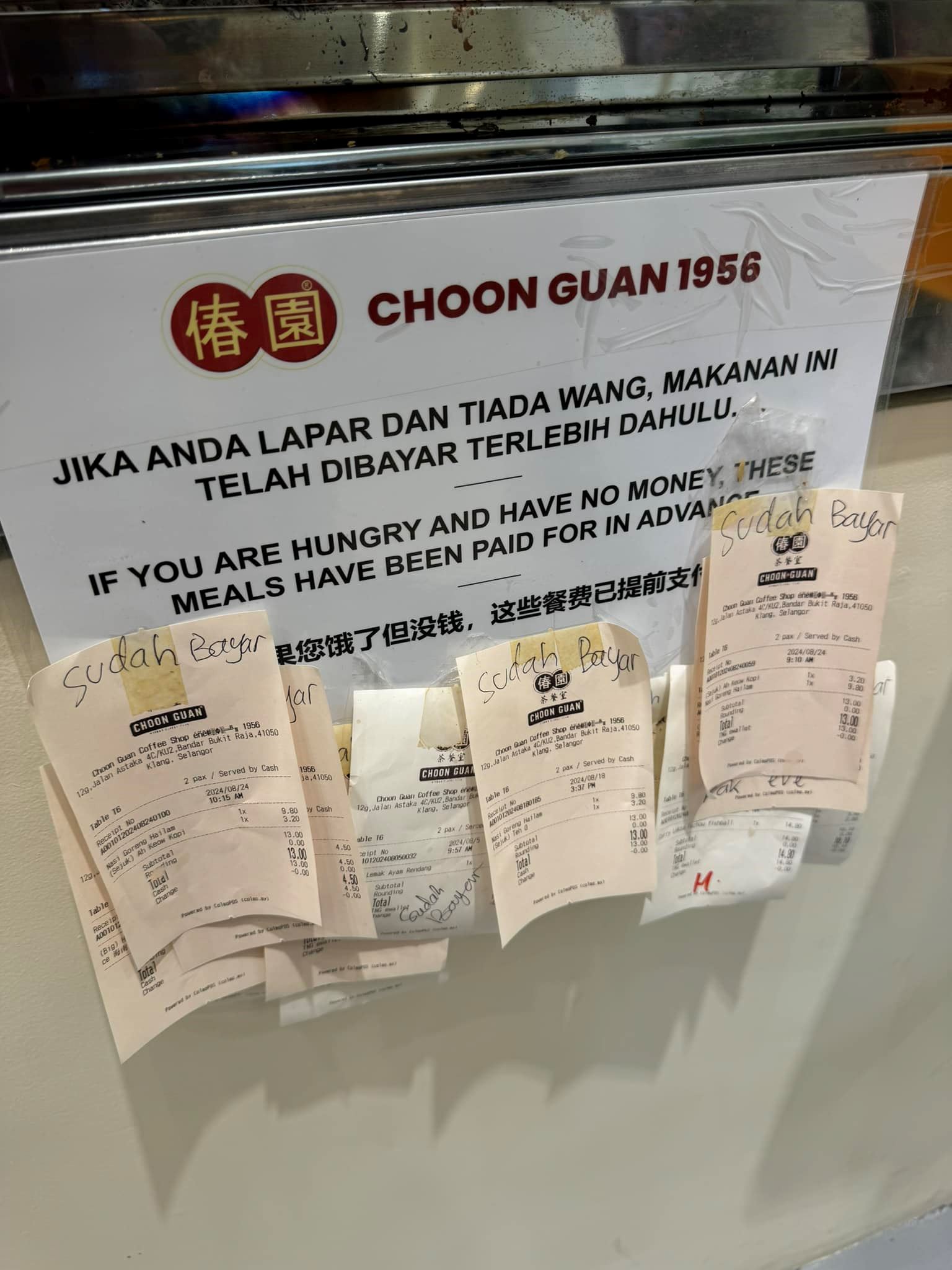 malaysian netizens praise klang restaurant for providing free meals to those in need