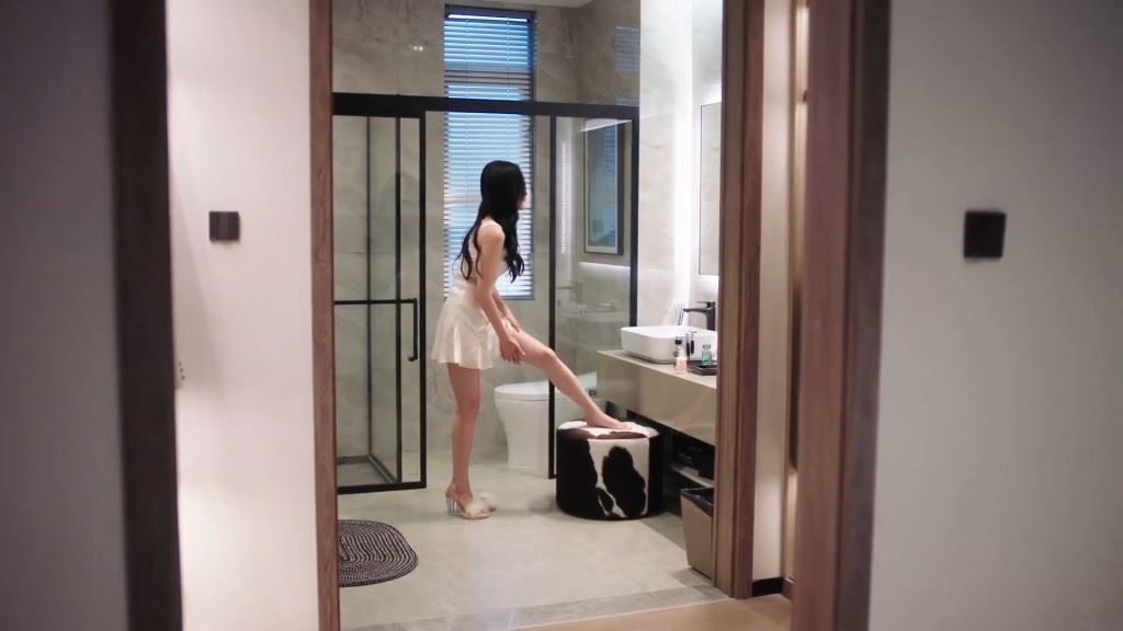 📺《黑色月光》林夏薇被封绝美千金❗白皙美腿超抢镜😍