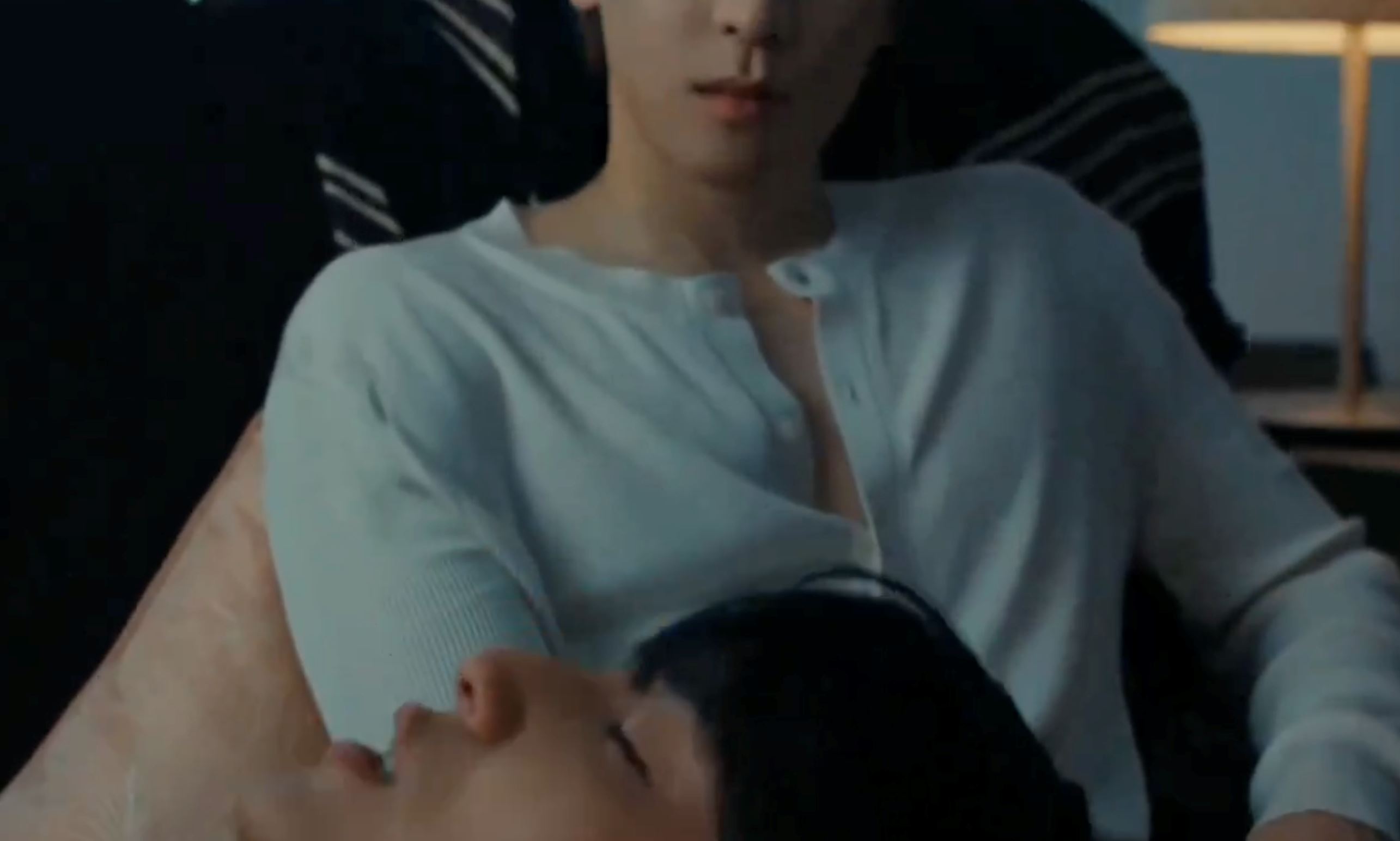 “it’s funny!” seventeen's wonwoo sparks confusion among fans who mistake him for a woman