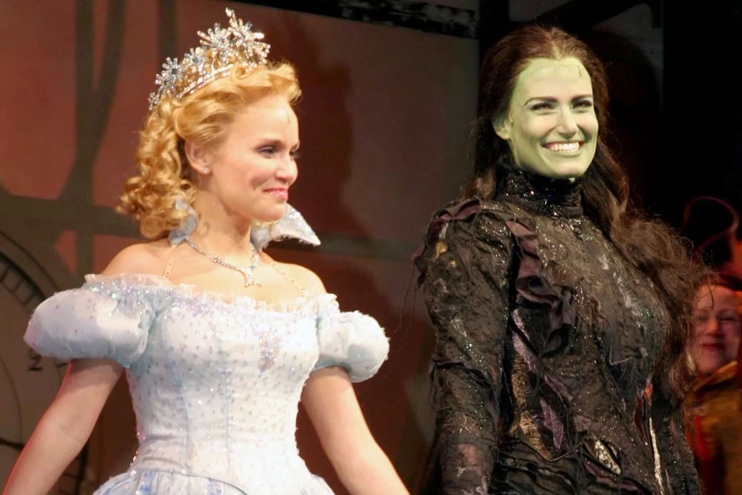 kristin chenoweth has a ‘wicked’ idea for broadway reunion with idina menzel