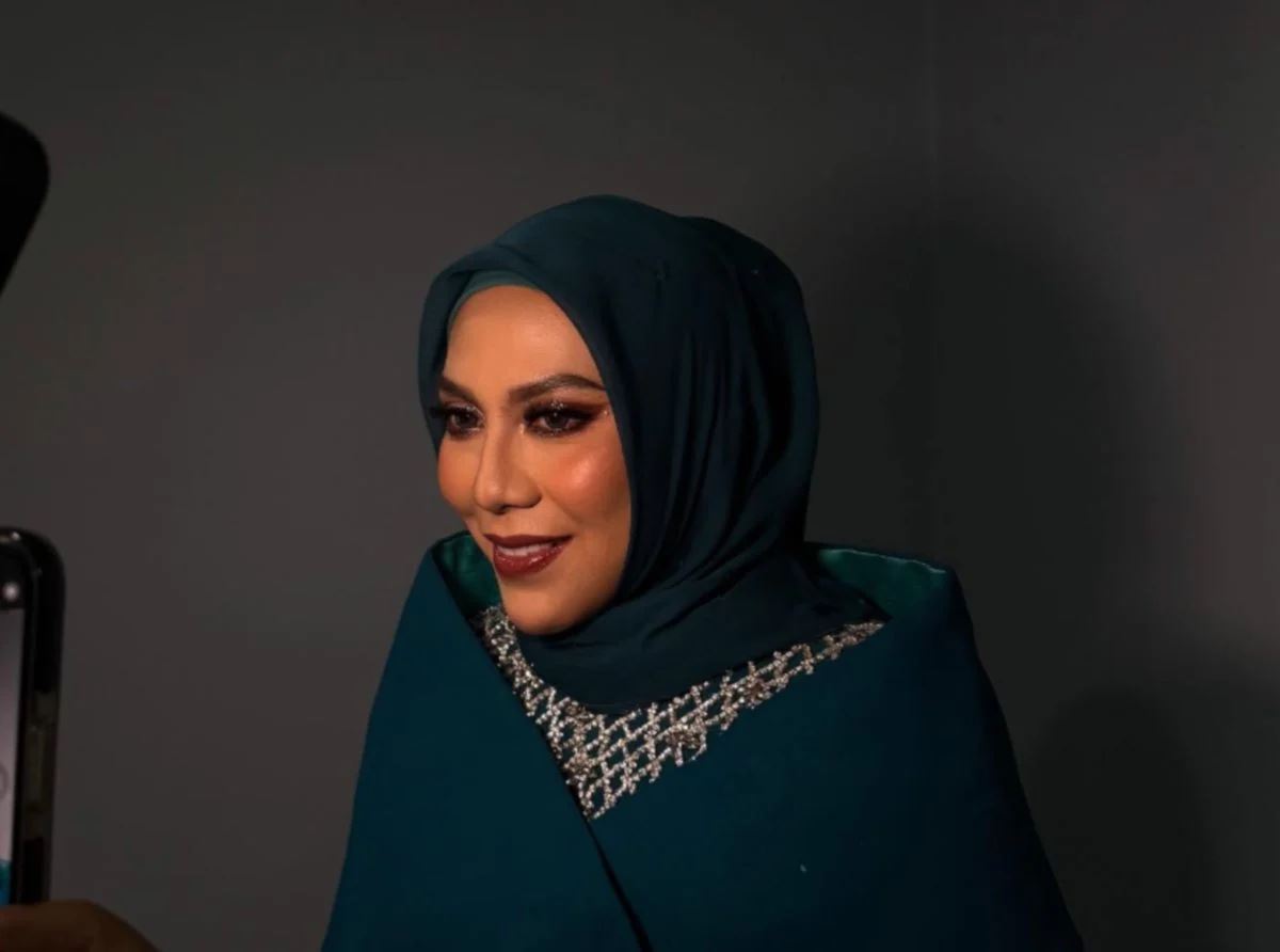 dakwa dipukul zehra zambri sebanyak 4 kali, suami hubungi talian nur