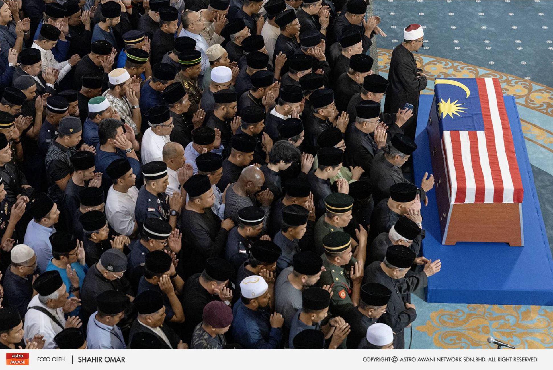 suasana tenang, jenazah pak lah selamat dikebumikan di makam pahlawan
