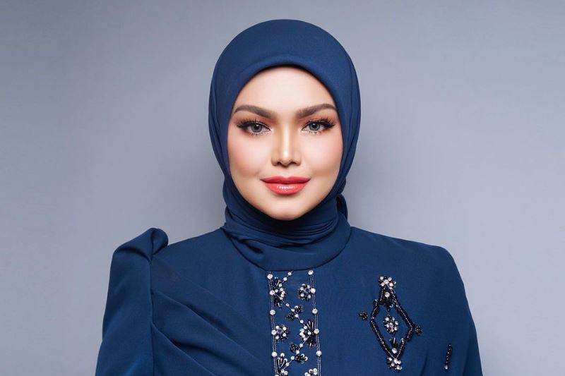 ‘bukan baru hari ini saya menyanyi percuma’ – siti nurhaliza jawab isu persembahan percuma di majlis kkm