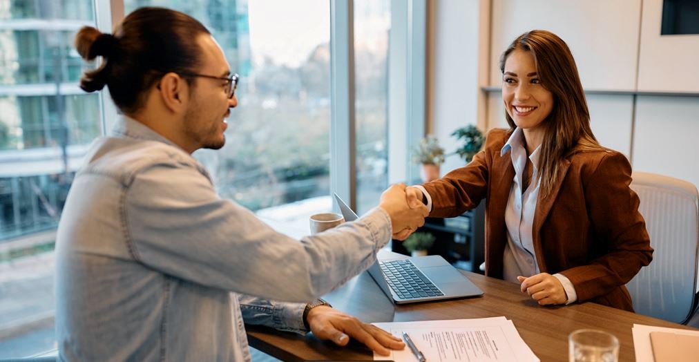 study finds it’s easier to land a job if you’re attractive