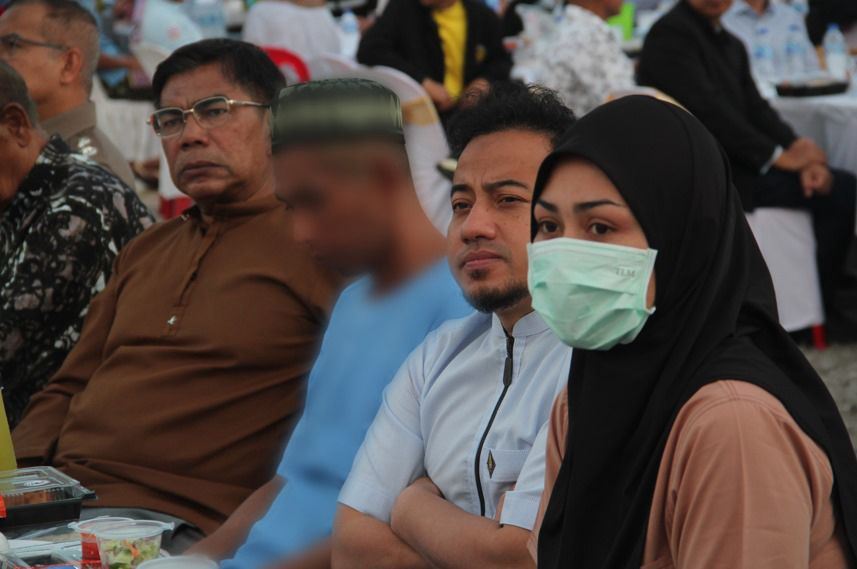 eda ezrin, suami dan empat rakan bebas sepenuhnya dari penjara narathiwat