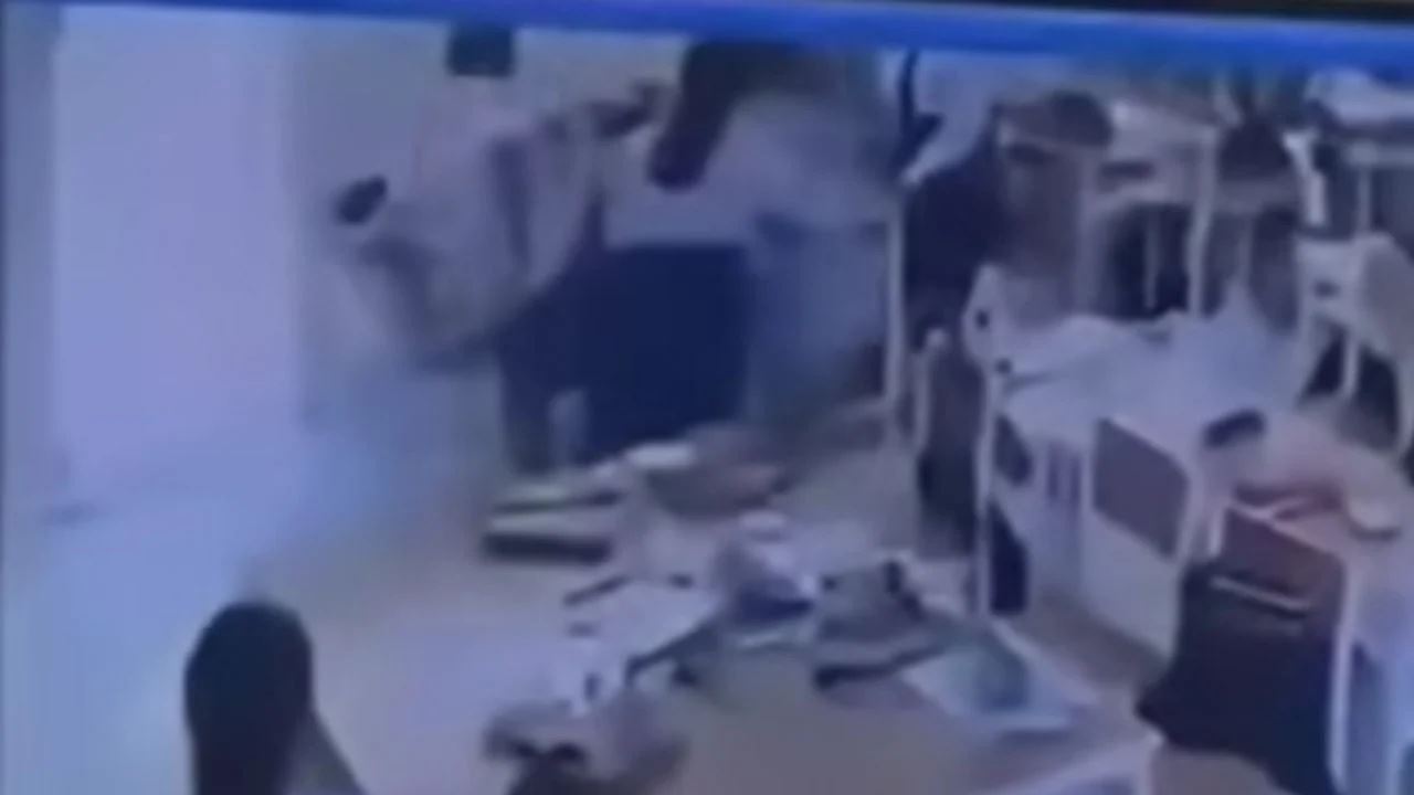 pelajar serang guru wanita di thailand gara-gara gagal peroleh markah penuh