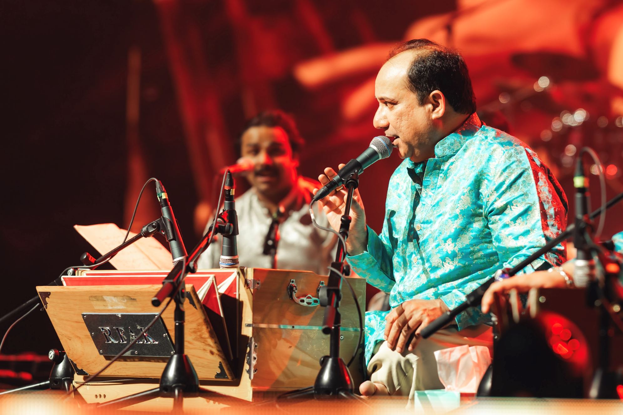 qawwali magic returns to malaysia: rahat fateh ali khan with son  shahzaman ali khan, live with priceless