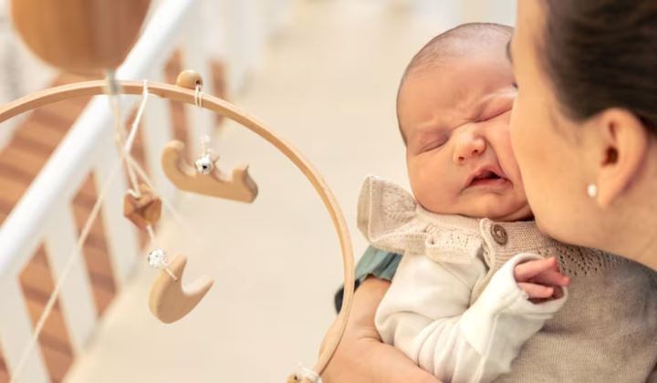 jangan memandai! cium bayi boleh undang bahaya herpes