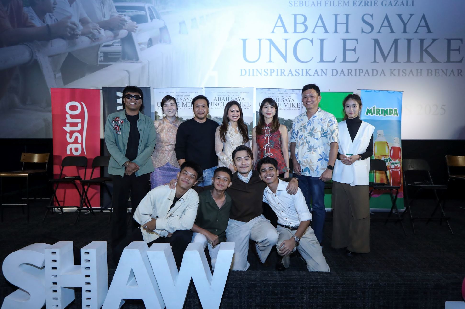 review filem abah saya, uncle mike: kisah benar menyentuh hati tentang kasih sayang tanpa batas kaum