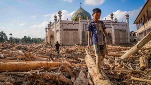 tragedi aceh: dari banjir hingga tanah runtuh, rakyat bergelut dengan penyakit