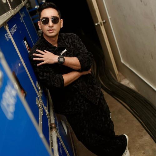 [video] zizan razak kongsi detik sebak sebelum umrah, janji doakan peminat