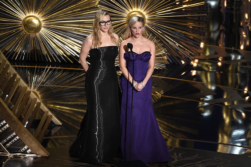 reese witherspoon shuts down kate winslet feud rumors: “we’ve always been friends!”