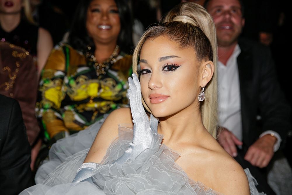 ariana grande continues her streak of skipping the grammys for fifth year