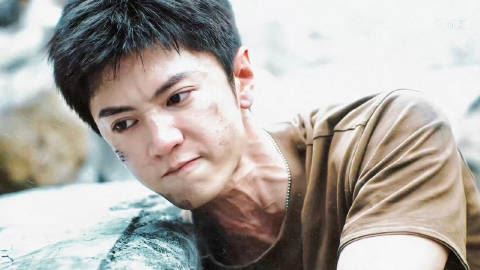 📺《白色橄榄树》陈哲远搬石板暴青筋❗其实道具是泡沫板制的⚡️