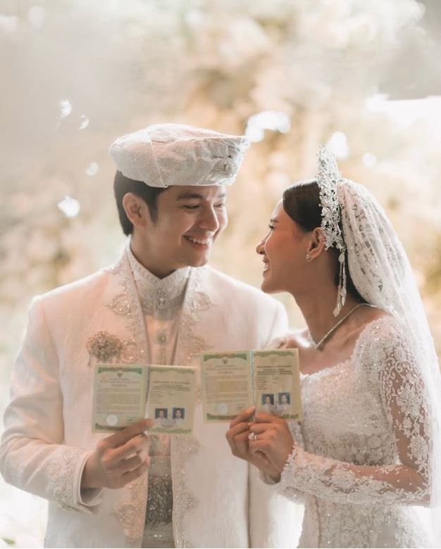 “forever and always” - angga, shenina kahwin senyap-senyap