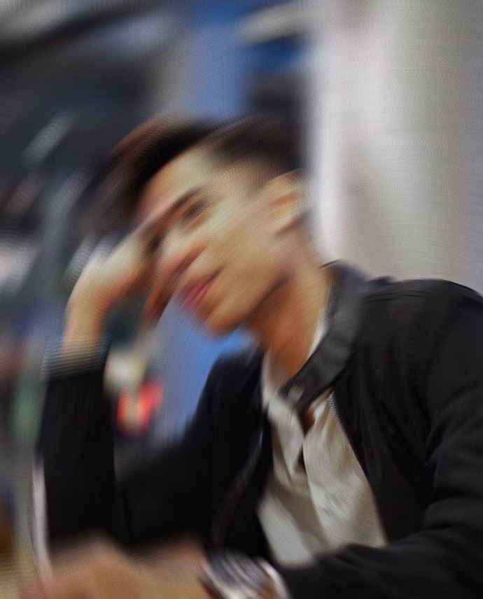 diupah menyanyi di majlis kahwin, penyanyi didakwa mencuri kamera?