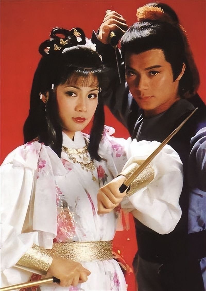 《射雕英雄传》三代黄蓉罕见同框❗历版黄蓉你最喜欢哪个❓