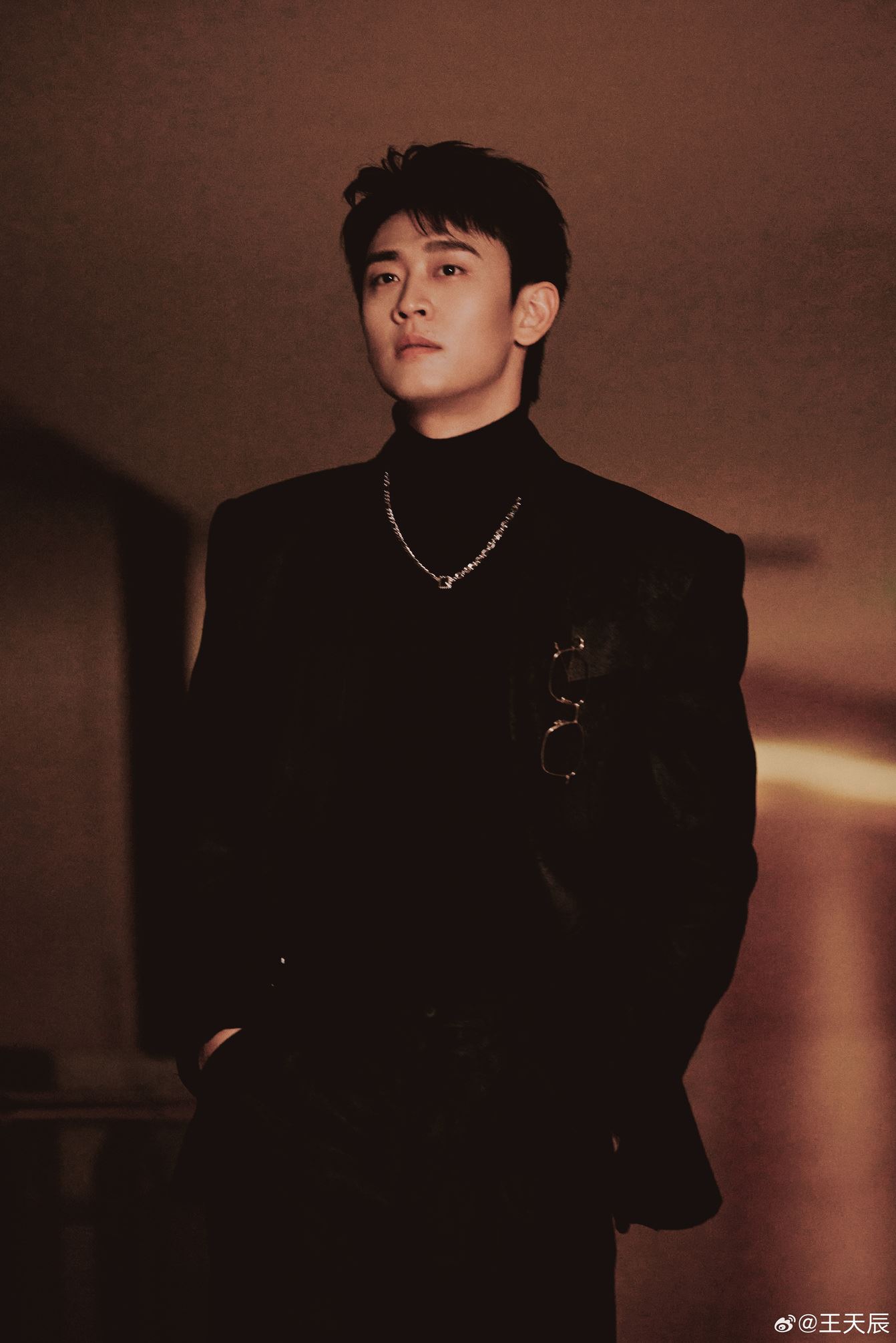 《白色橄榄树》本杰明爆火❗王天辰从小在部队大院长大⚡️