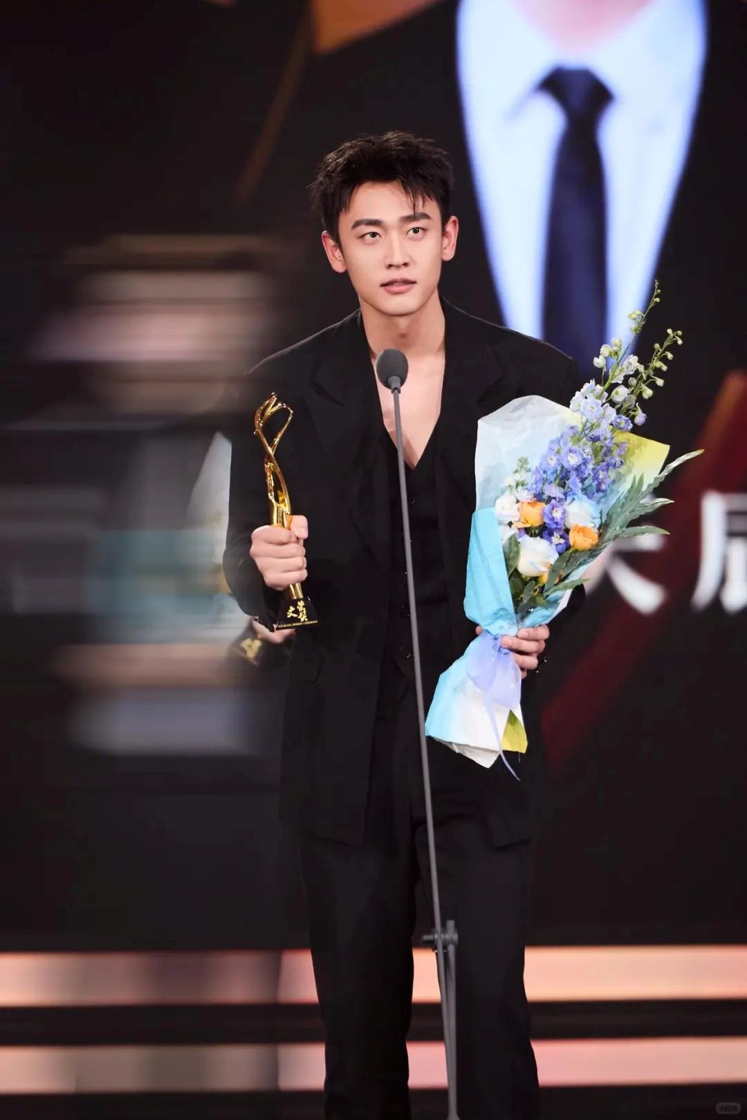 《白色橄榄树》本杰明爆火❗王天辰从小在部队大院长大⚡️