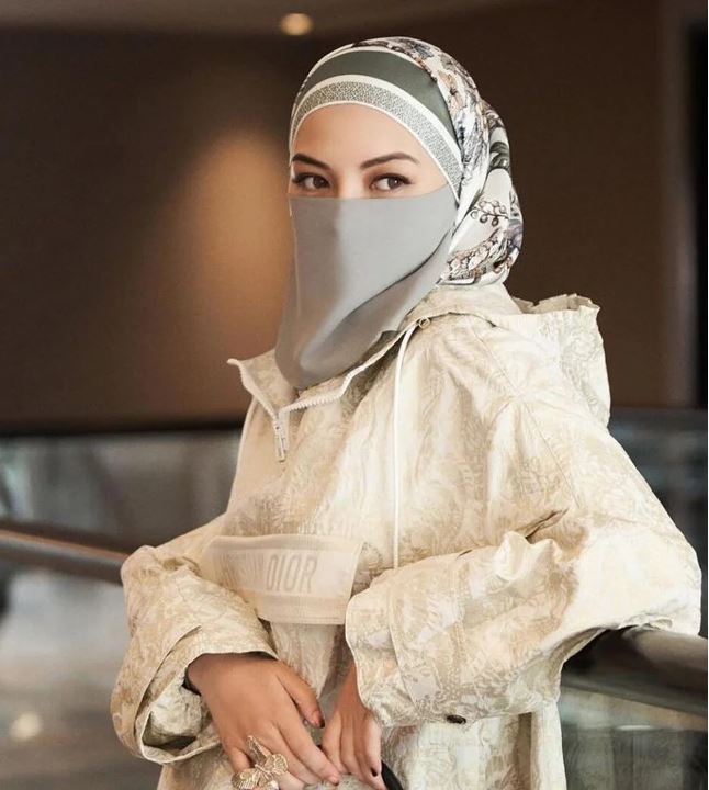 neelofa mohon henti kecam ameera - “saya nak yang terbaik untuk adik saya