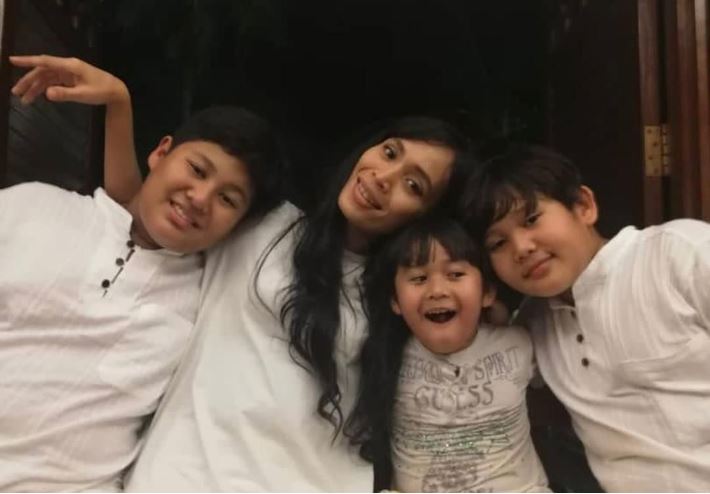 elizad titip semangat buat amyza aznan - “macam-macam kakak lalui”