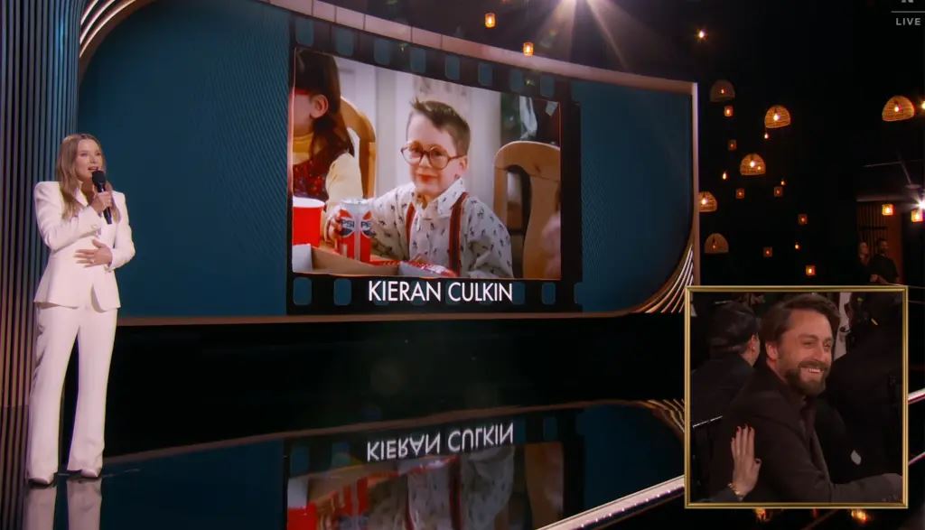 kristen bell’s sag awards parody of do you want to build a snowman? stole the show