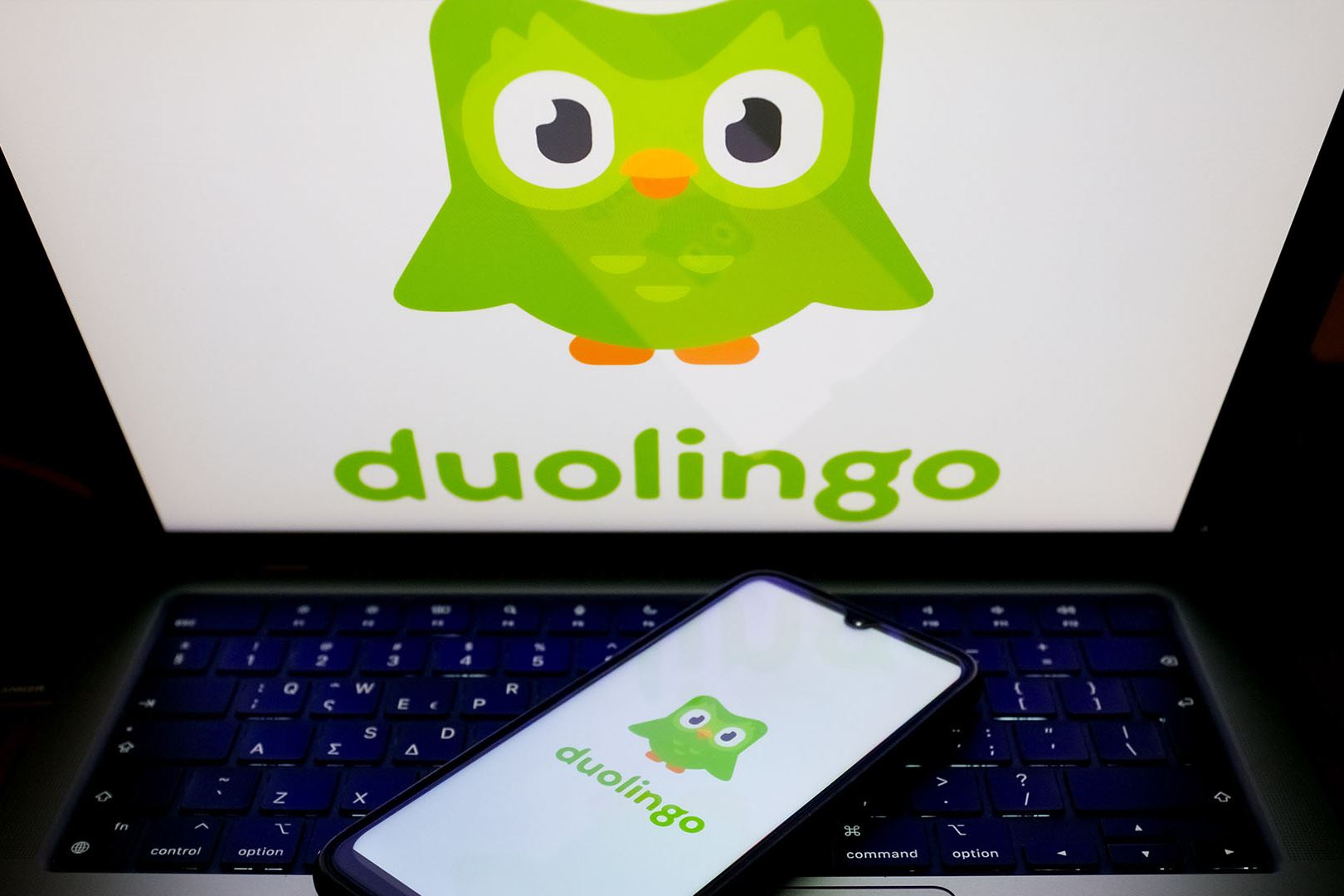 rip no more! duolingo’s iconic owl returns in dramatic fashion