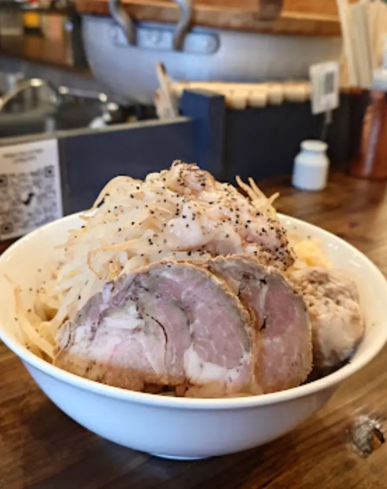 ramen restaurant owner puts bounty on customers over negative review