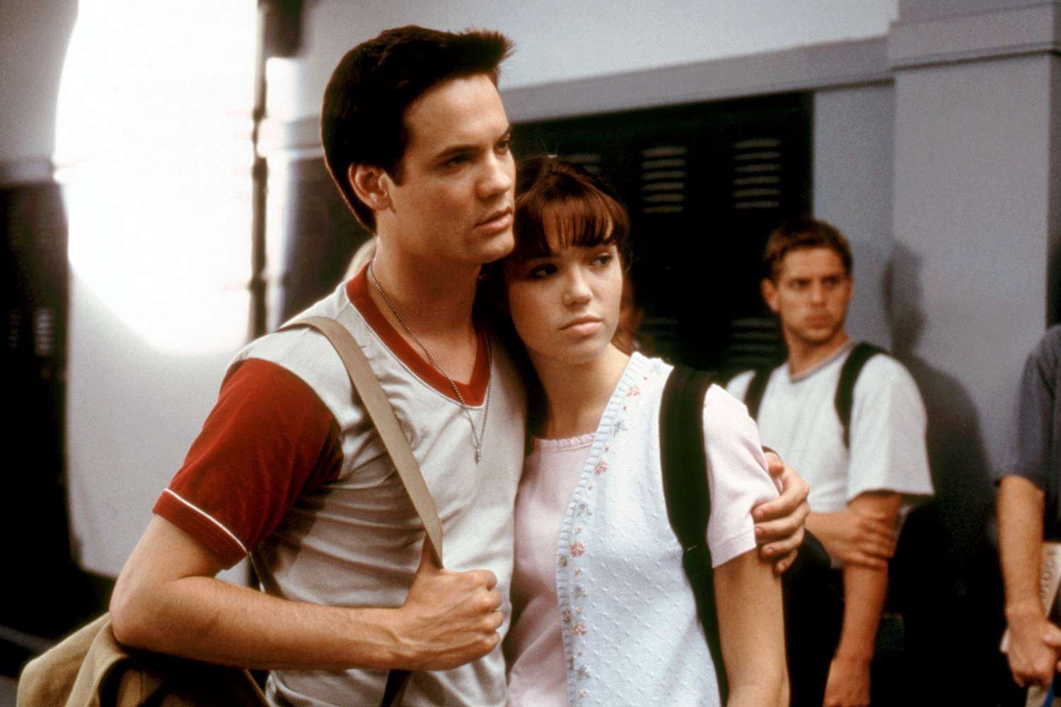 nicholas sparks’ a walk to remember getting a film reboot after 23 years