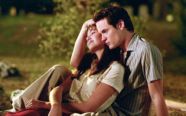 nicholas sparks’ a walk to remember getting a film reboot after 23 years