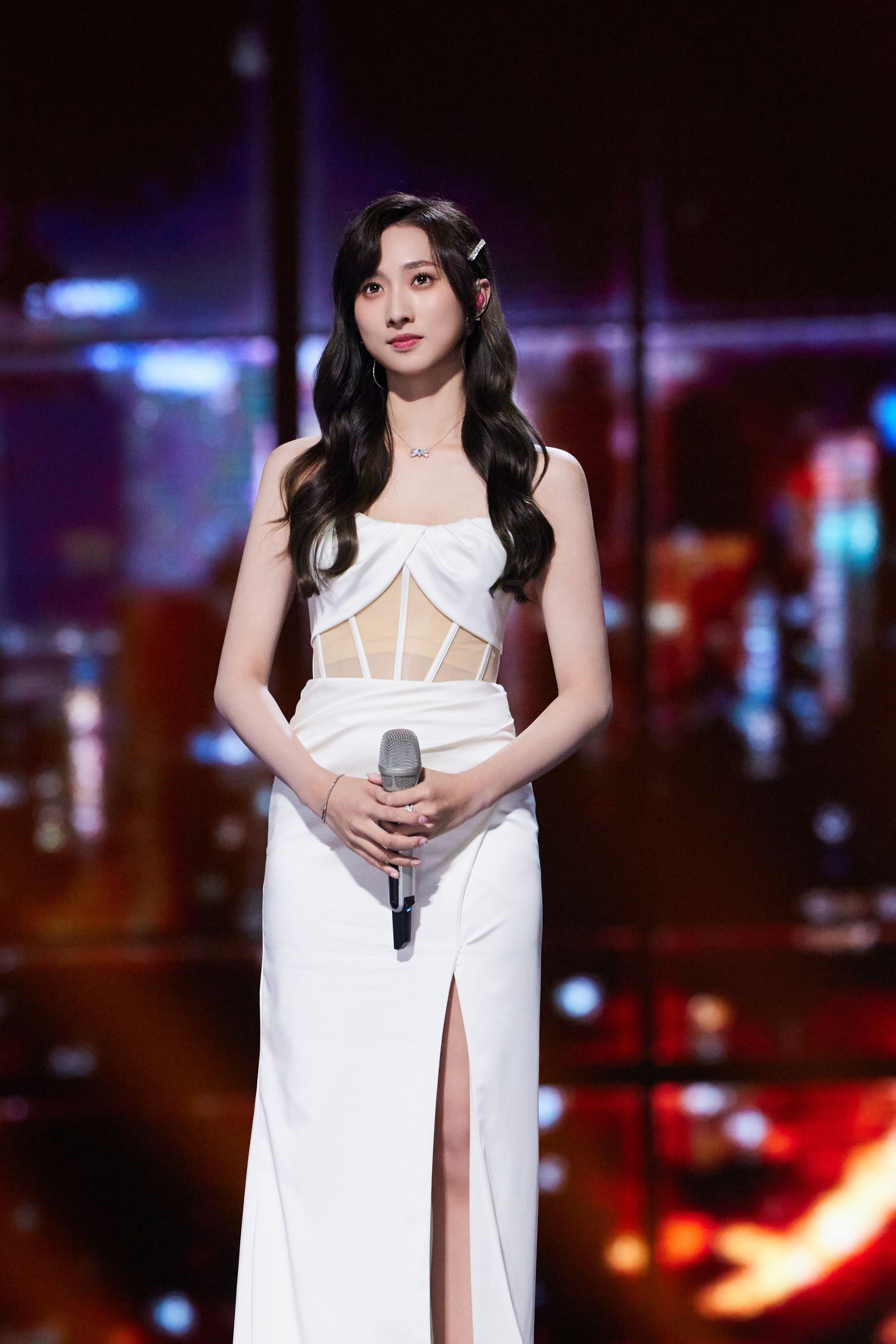 【声生不息大湾区季】钟楚曦、李施嬅等合唱《共同渡过》❗妆造仙气十足✨