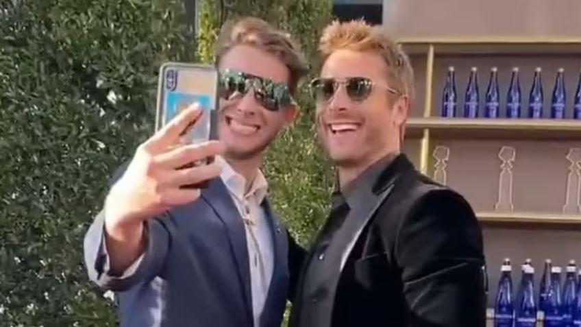 timothée chalamet and glen powell lookalike hit the golden globes red carpet