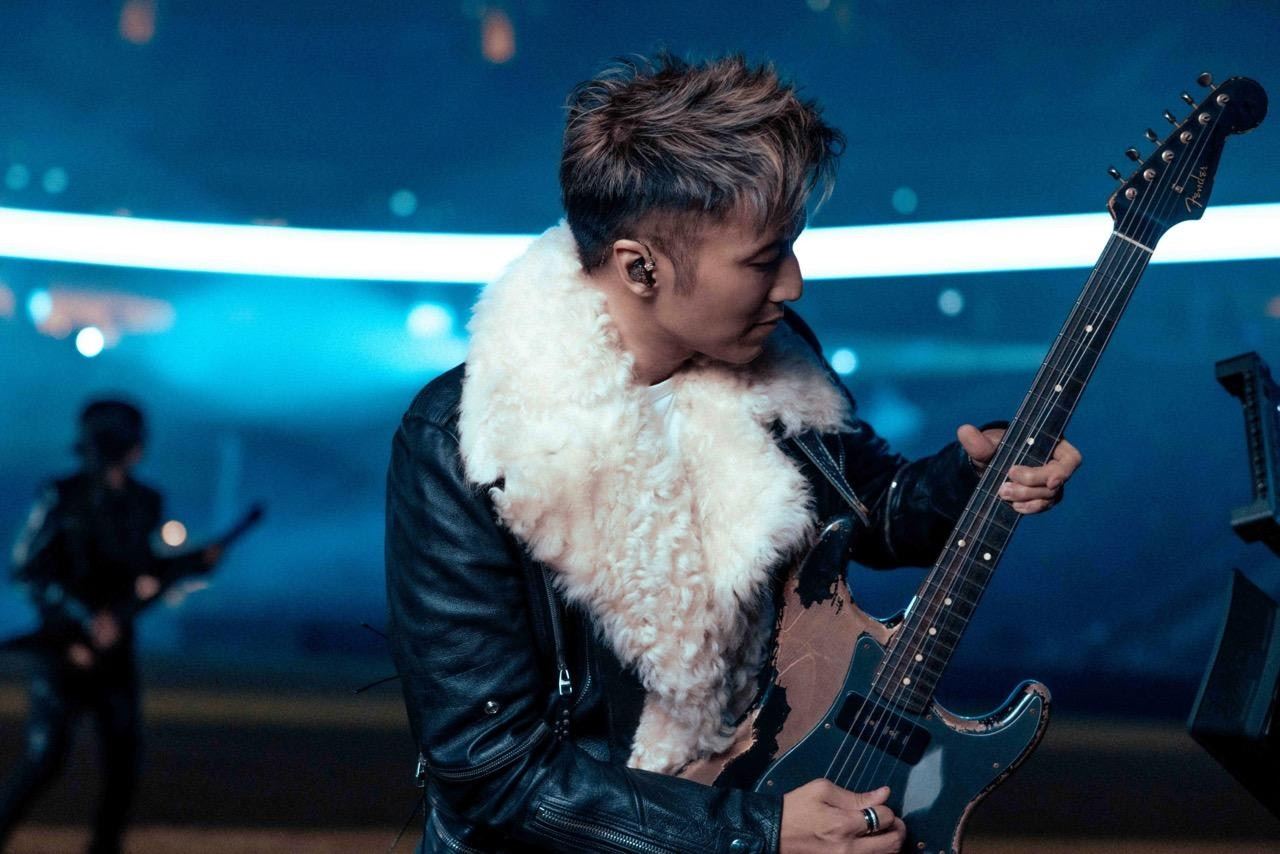 谢霆锋推出新歌《逆行》❗mv以人生阶段为主轴🎸