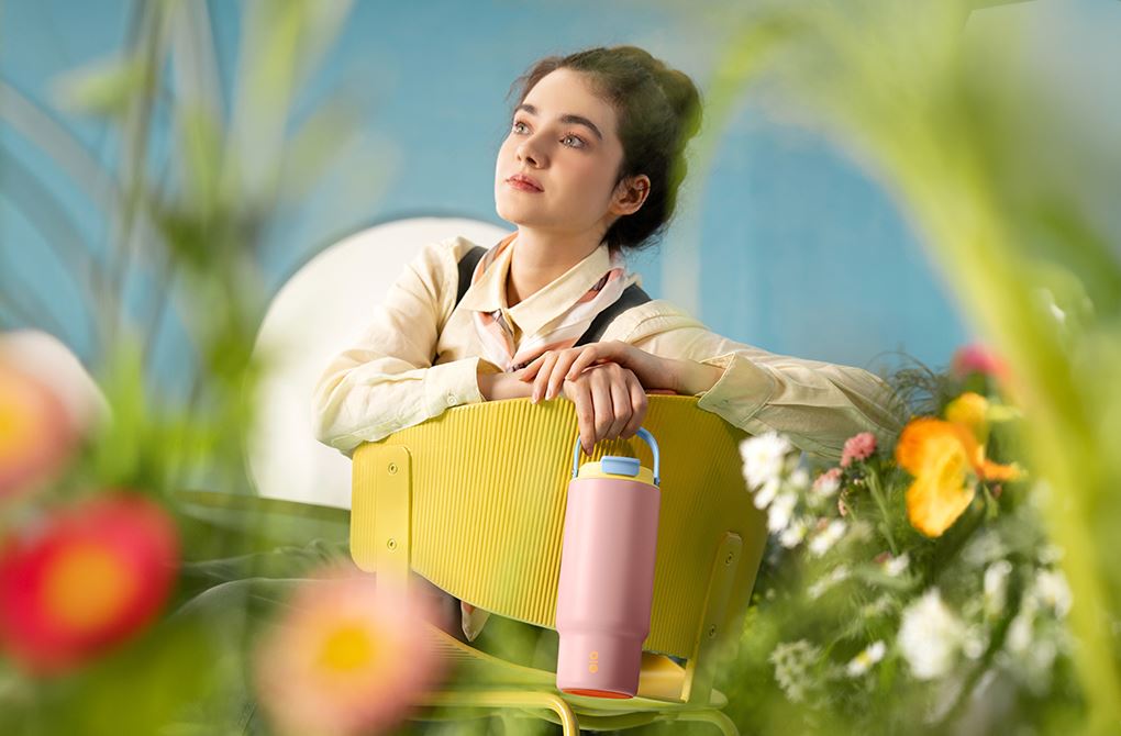 A pink Montigo roamer tumbler