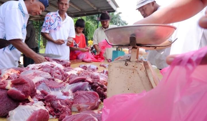 “kalau hajat belum tercapai, boleh ke makan daging korban nazar?”- ini penjelasannya