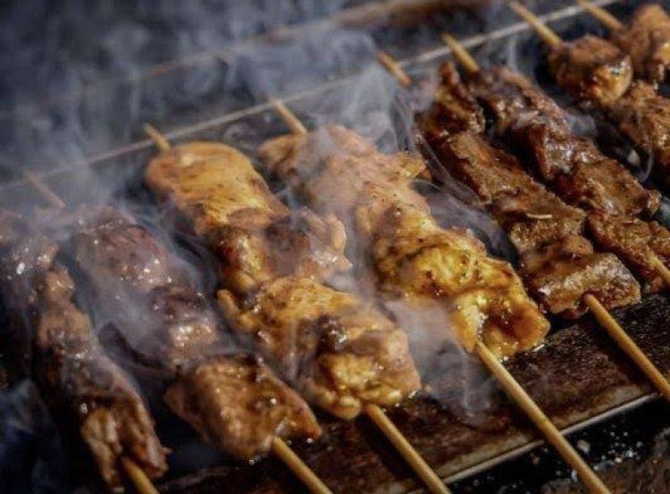 geram sate melekat celah gigi, pelanggan tikam peniaga di lampung