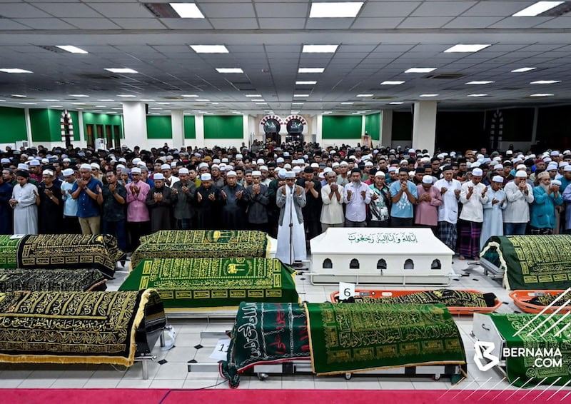 masjid hadhari jadi saksi korban tragedi pelajar upsi, solat jenazah paling ramai sejak mula dibina 16 tahun lalu