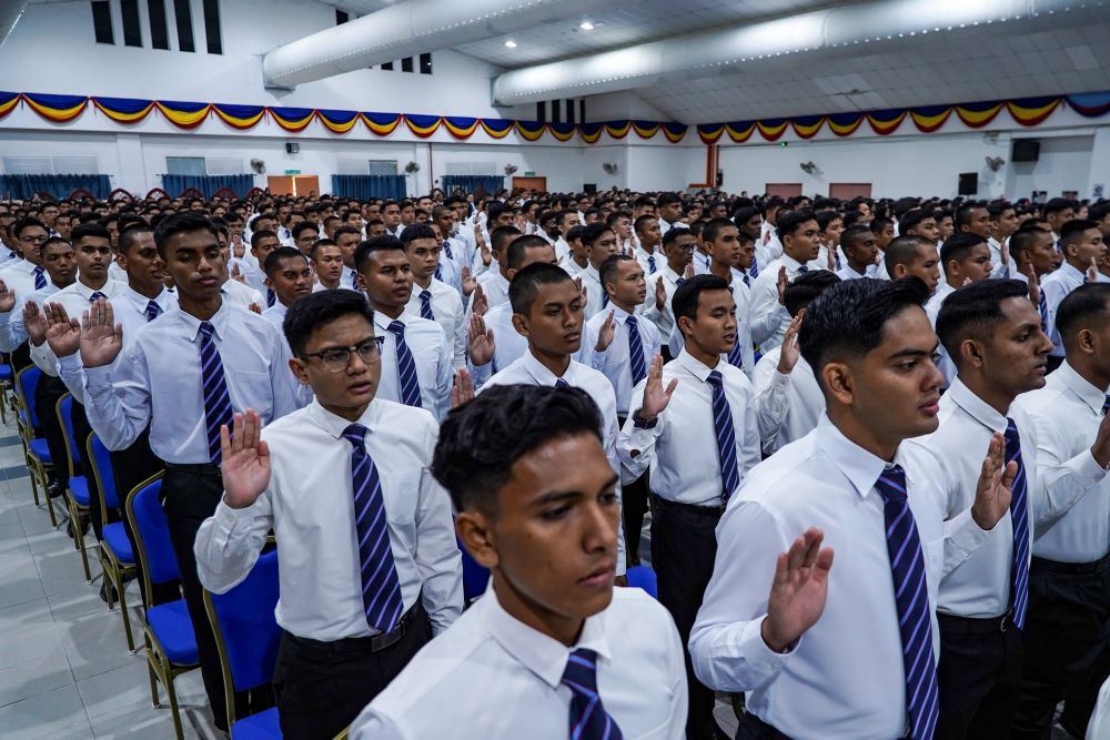 pelajar spm cemerlang 10a layak diterima ke program matrikulasi tanpa mengira kaum atau latar belakang – kpm