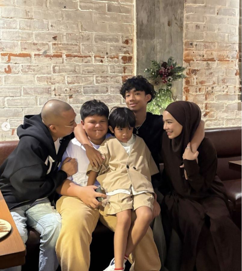 “hendak buat kebaikan, apa salahnya bersama” - nora danish